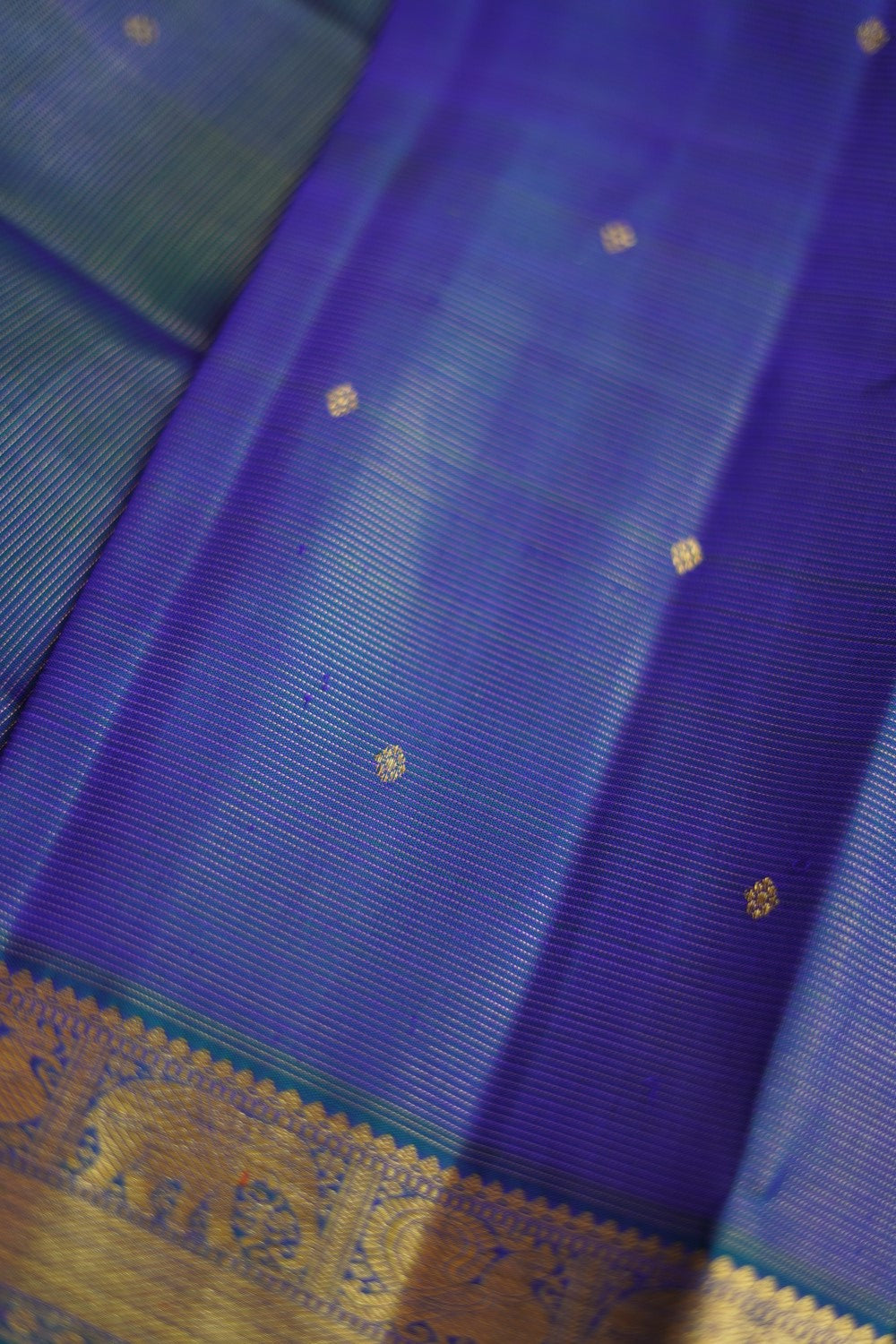 Peacock Blue Vairaoosi Pure 4gm Gold Kanchi Silk Saree PC10145