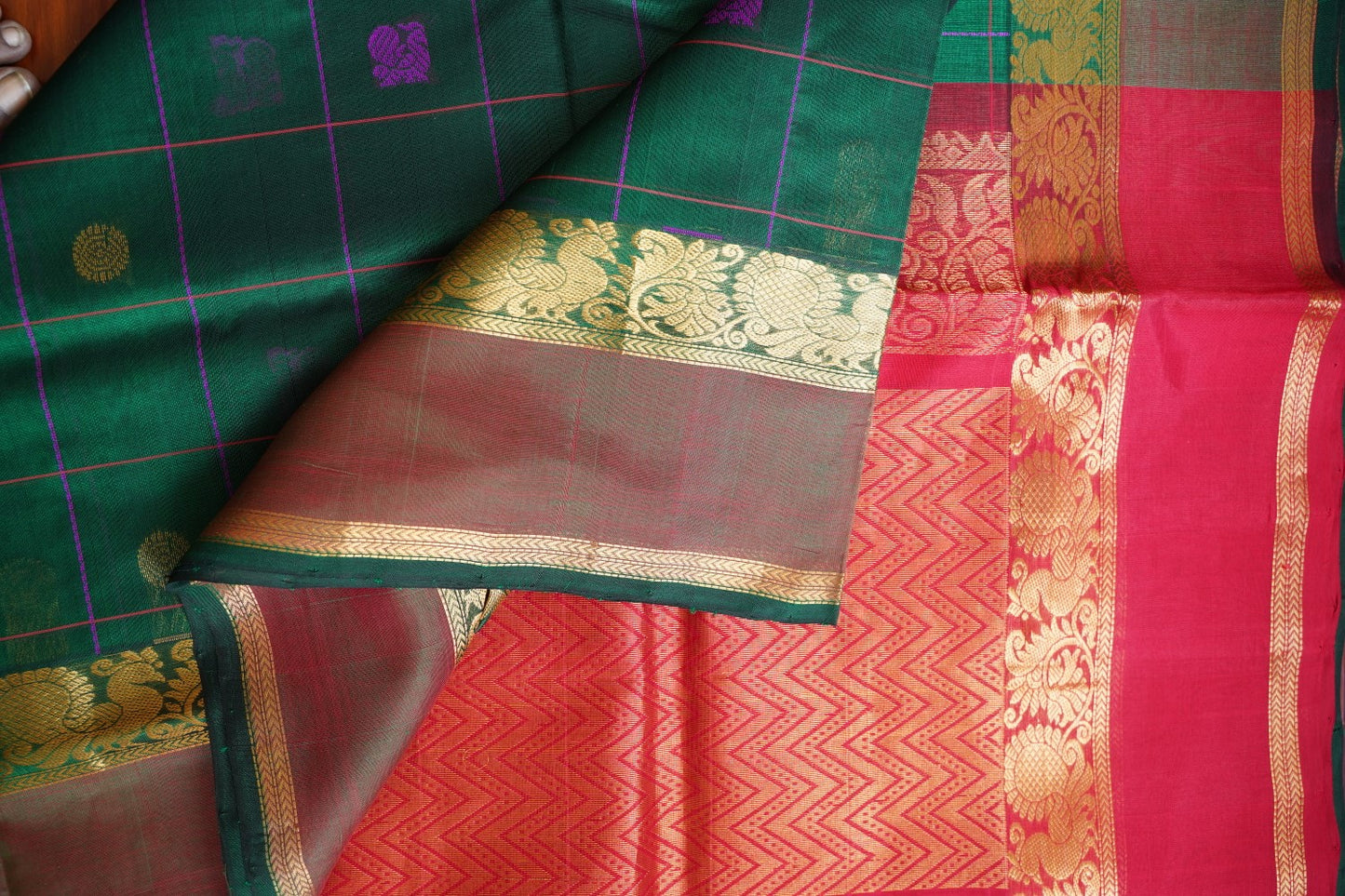 Bottle Green Kanchi Checks Silk Cotton Saree With Zari Border PC11027