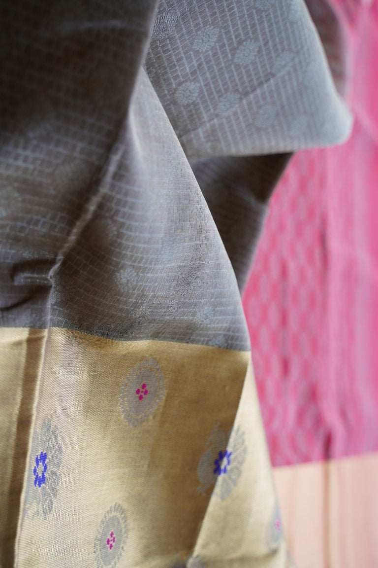 Grey Kanchi Silk Cotton Saree With Zari Border PC1572