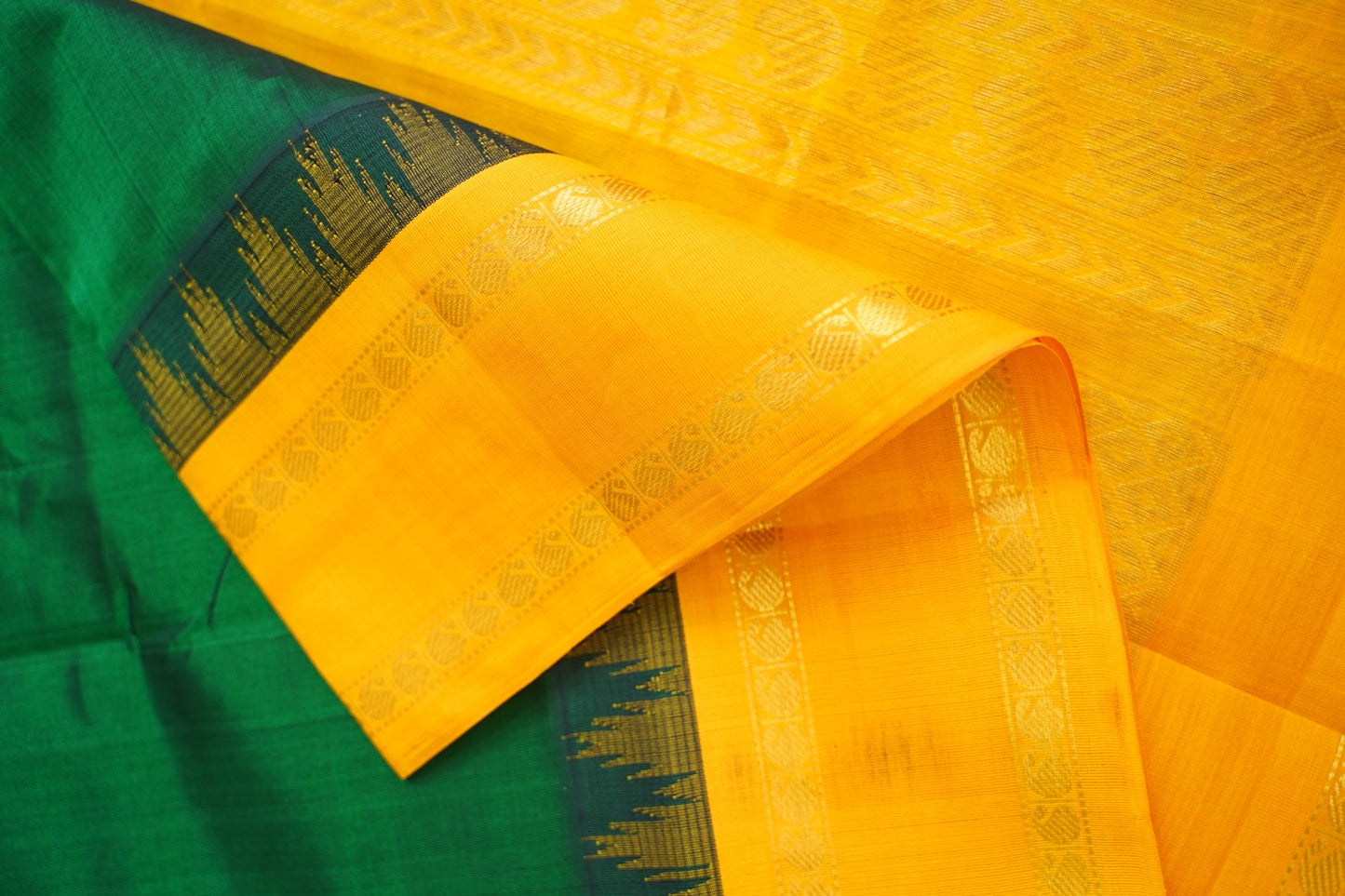 Kanchi Handloom Silk Cotton Saree PC15207