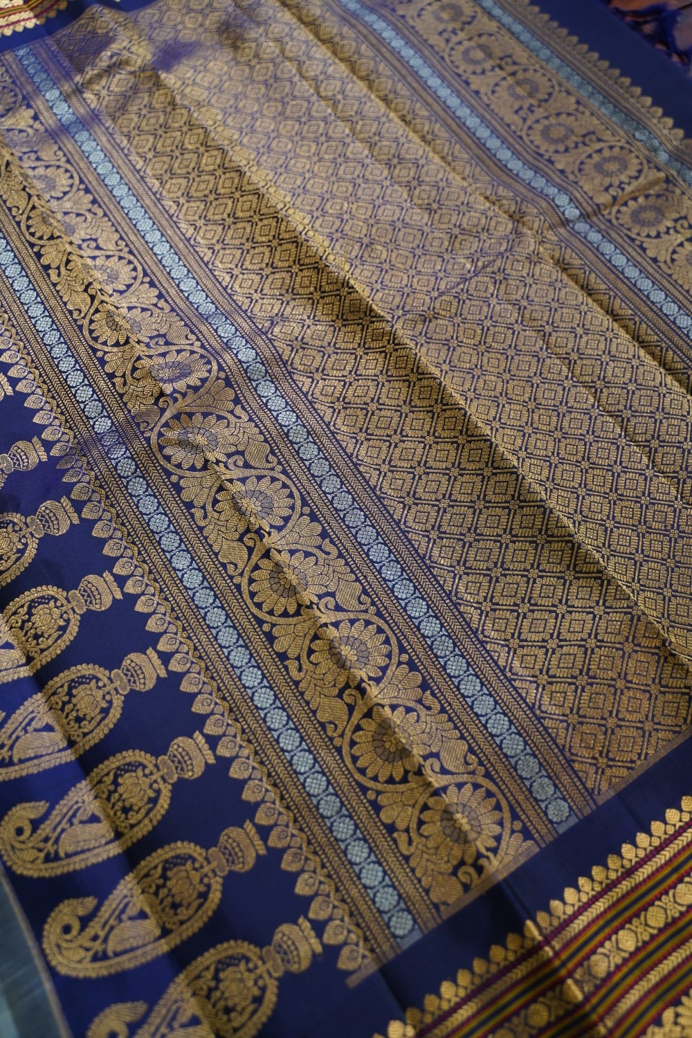 Gadwal Silk Saree PC15229
