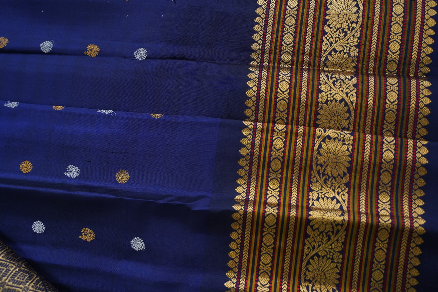 Gadwal Silk Saree PC15229
