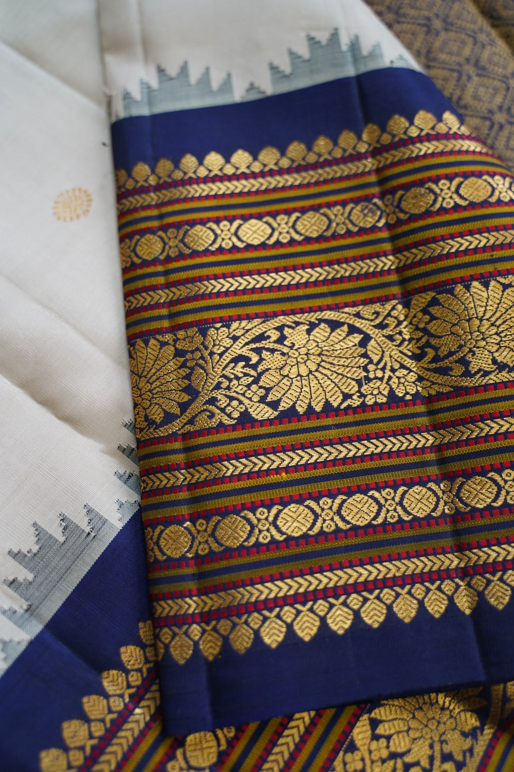 Gadwal Silk Saree PC15229
