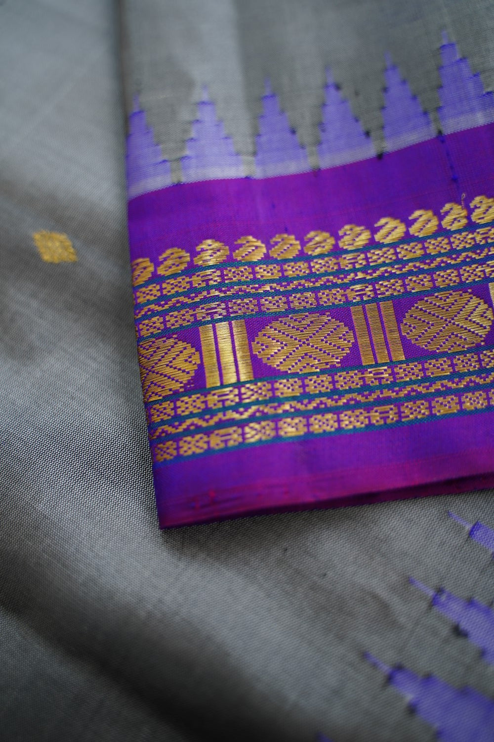 Gadwal Silk Saree PC15227