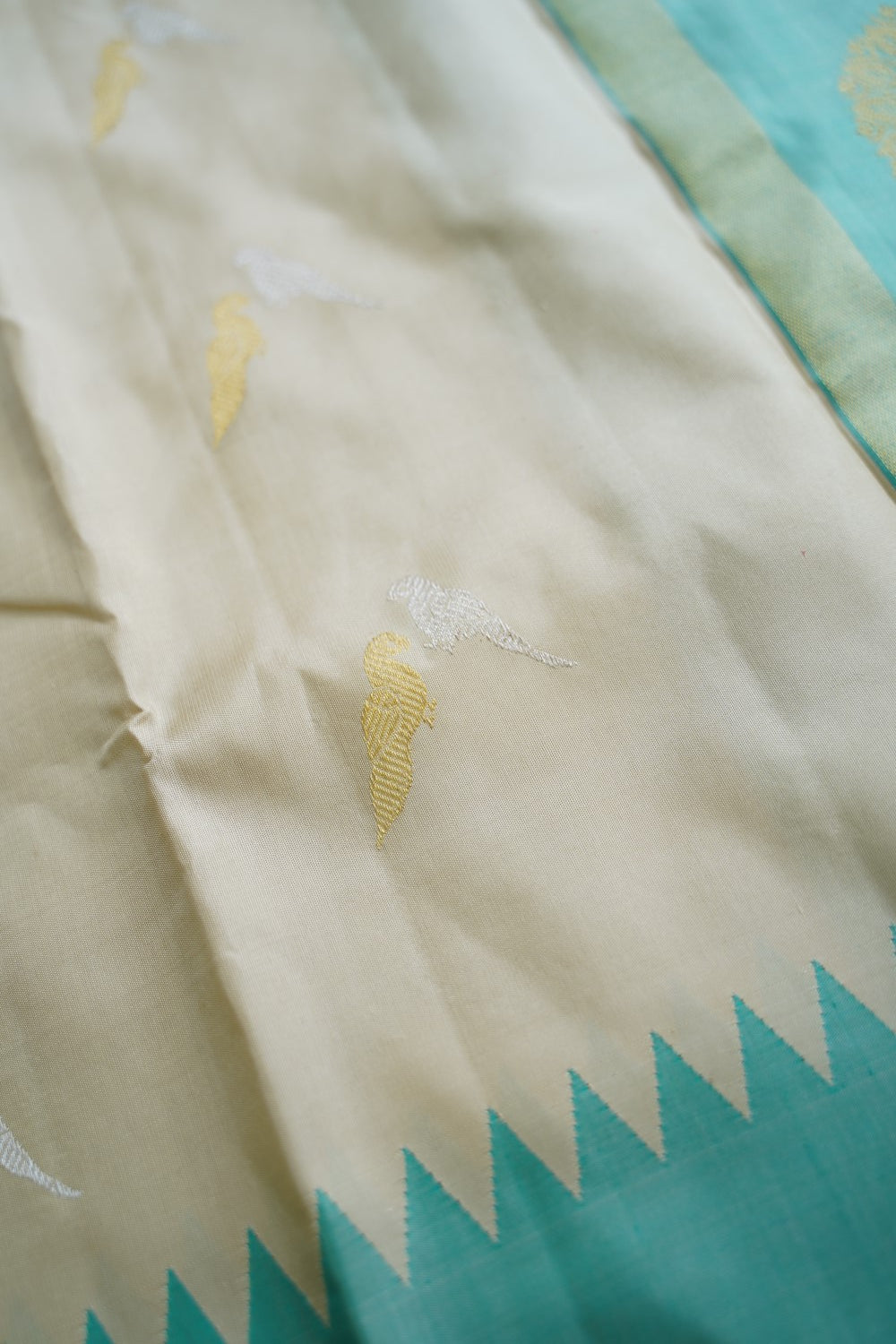 Gadwal Silk Saree PC15226