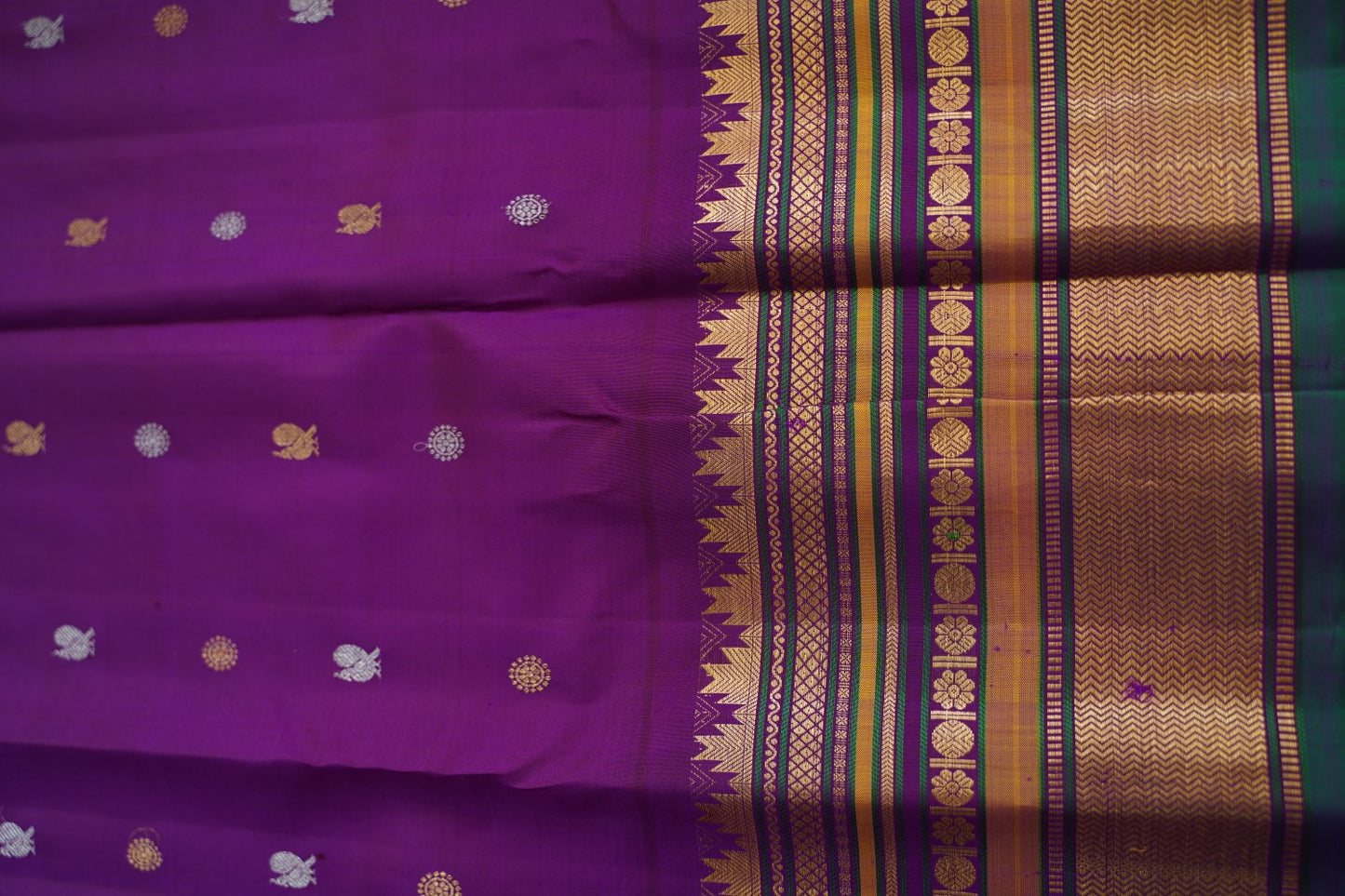 Gadwal Silk Saree PC15225