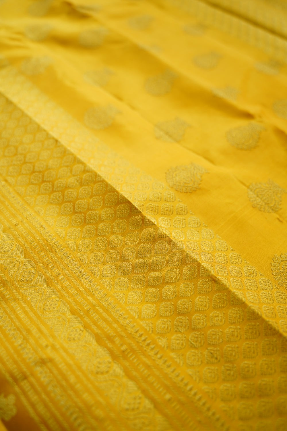 Gadwal Silk Saree PC15224