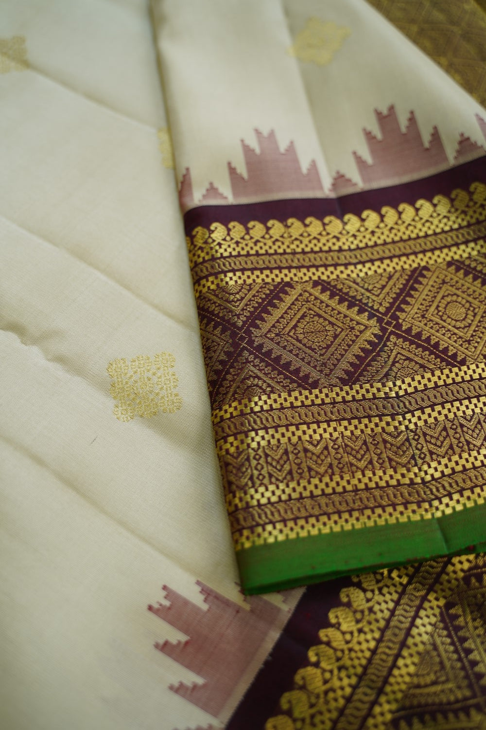 Gadwal Silk Saree PC15236