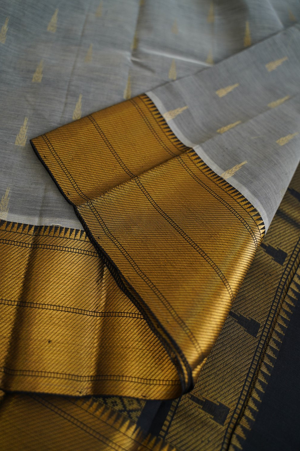 Kanchi Handloom Silk Cotton Saree PC15266