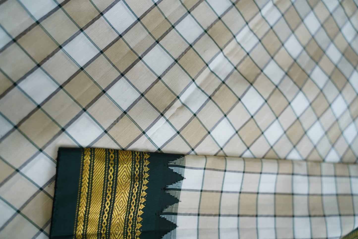 Gadwal Silk Saree PC15328