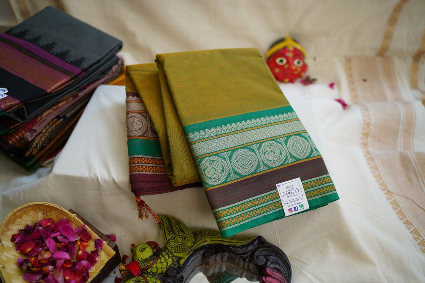 Mandhulir Green Chettinad handloom Cotton Saree With Ganga Jamuna Border PC10933
