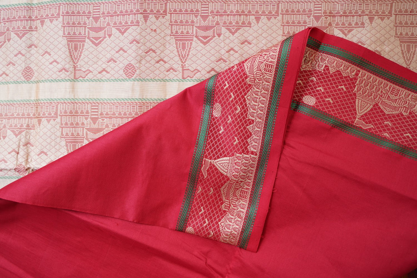 Kanchi Semi Silk Cotton Saree PC15481