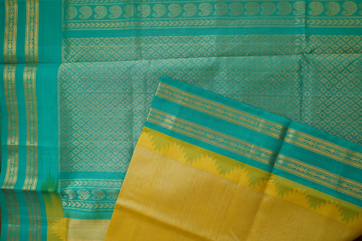 Kanchi Handloom Silk Cotton Saree PC15587