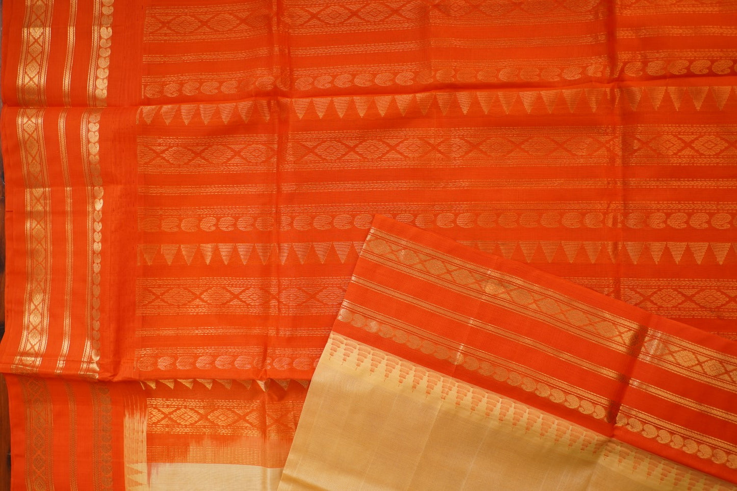 Kanchi Handloom Silk Cotton Saree PC15608