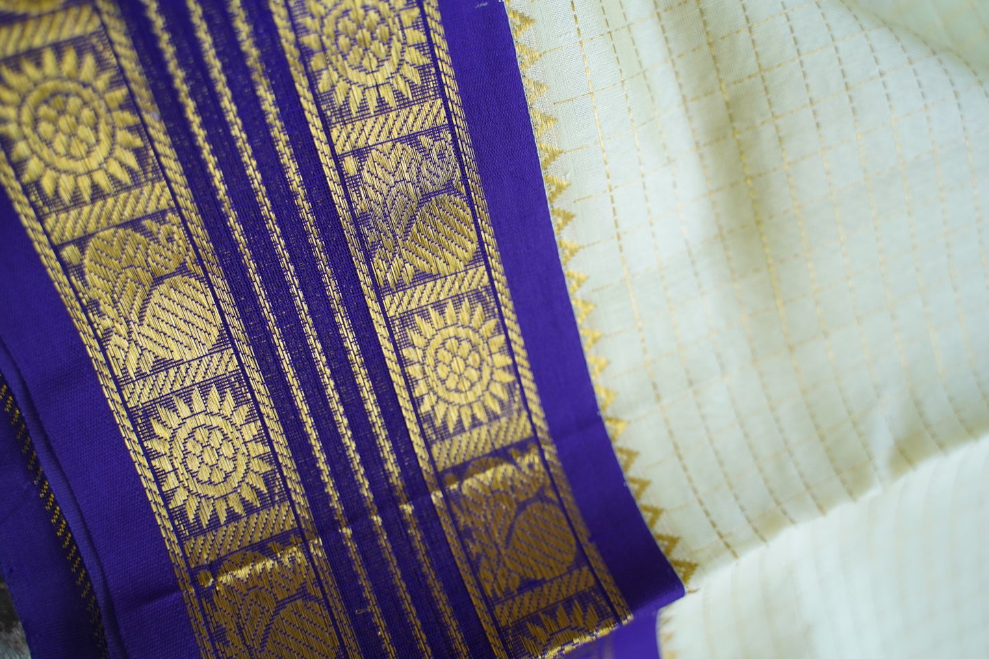 Kanchi Handloom Silk Cotton Saree PC15572