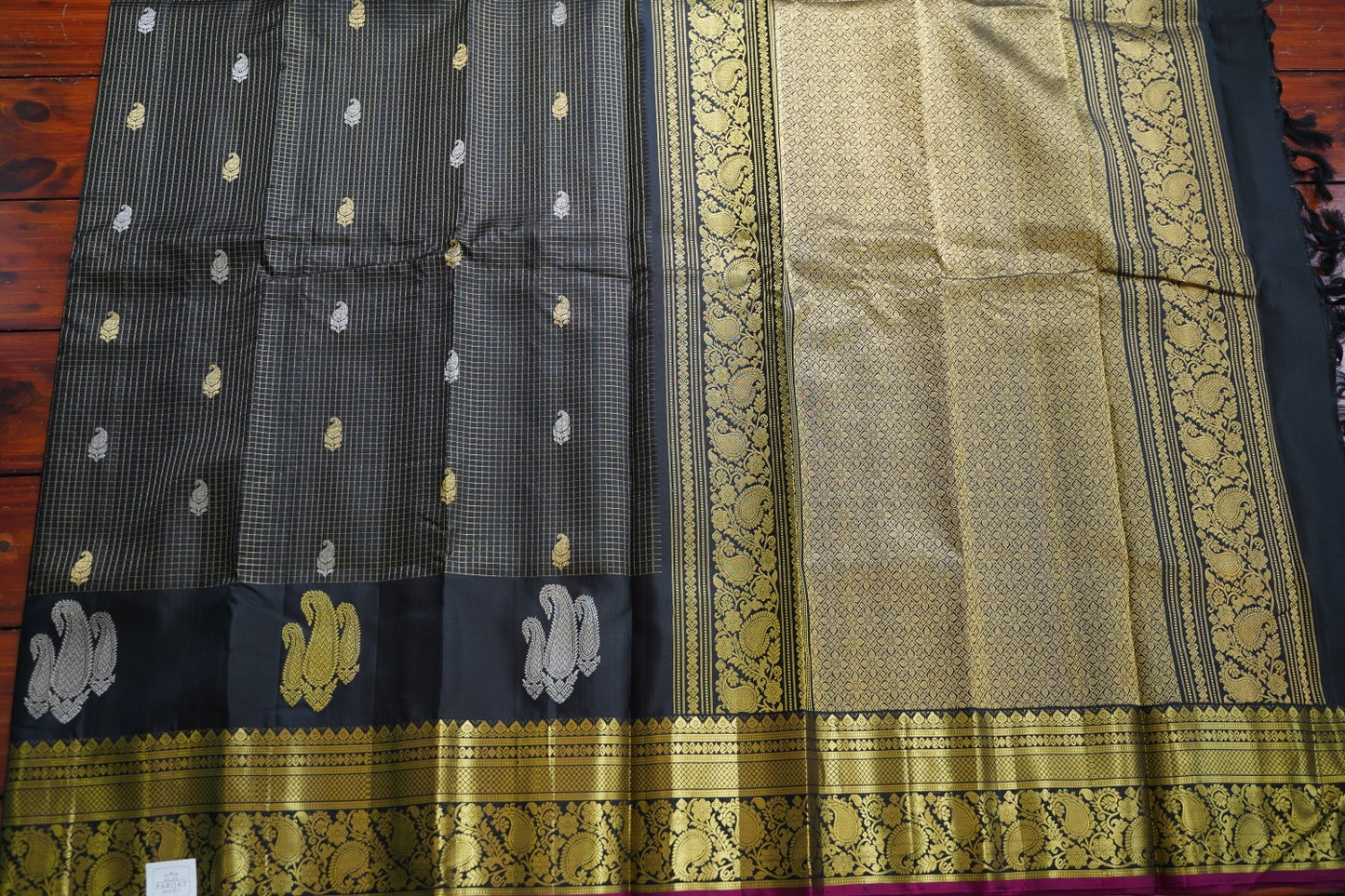 Gadwal Silk Saree PC15644