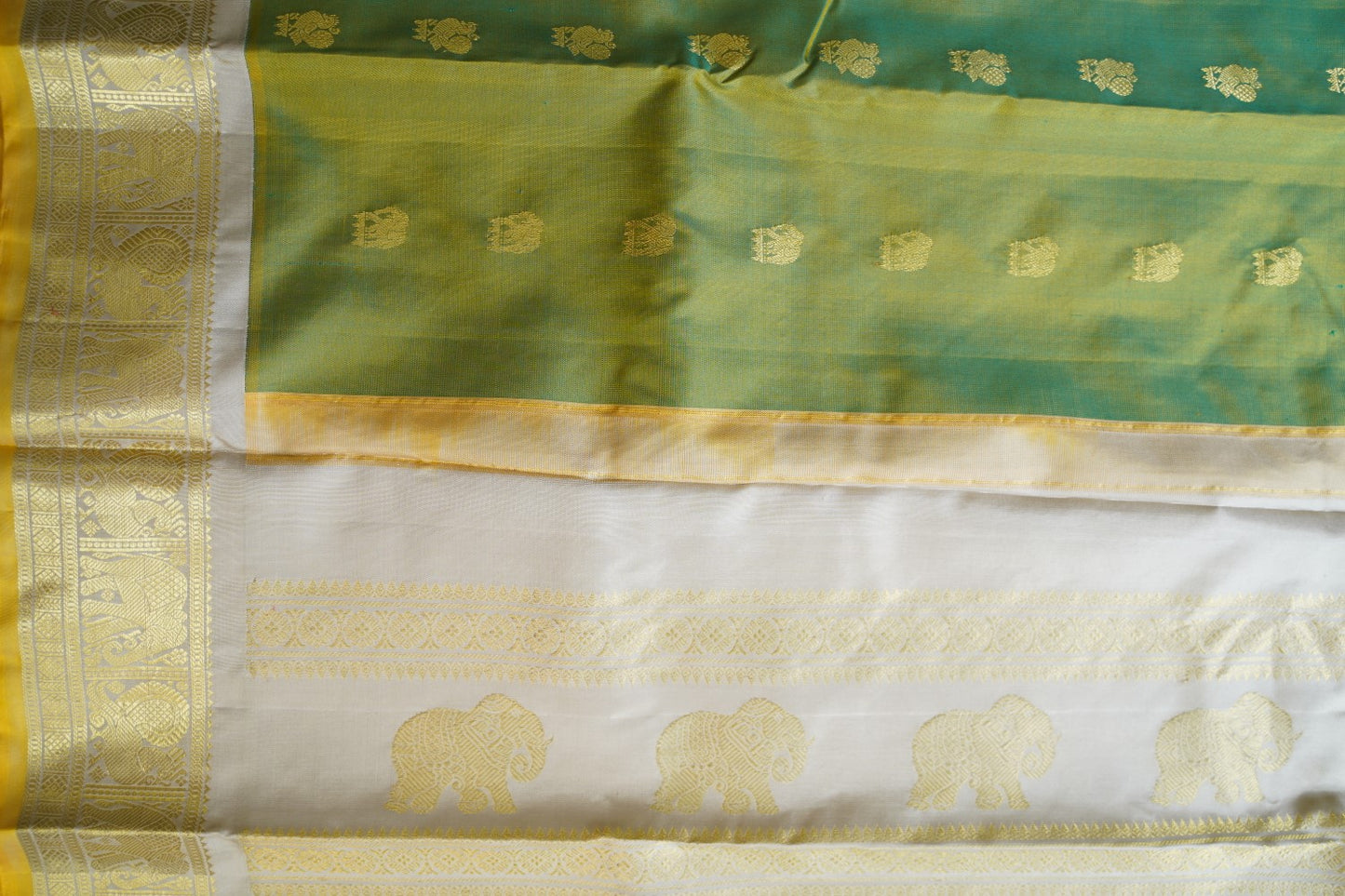 Gadwal Silk Saree PC15641