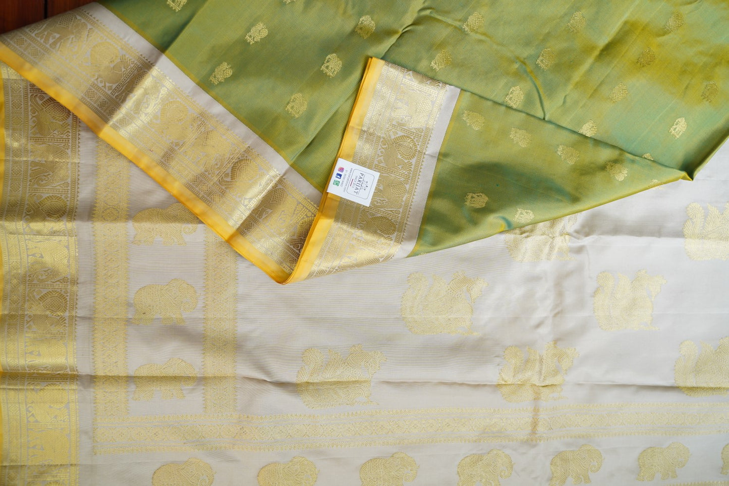 Gadwal Silk Saree PC15641