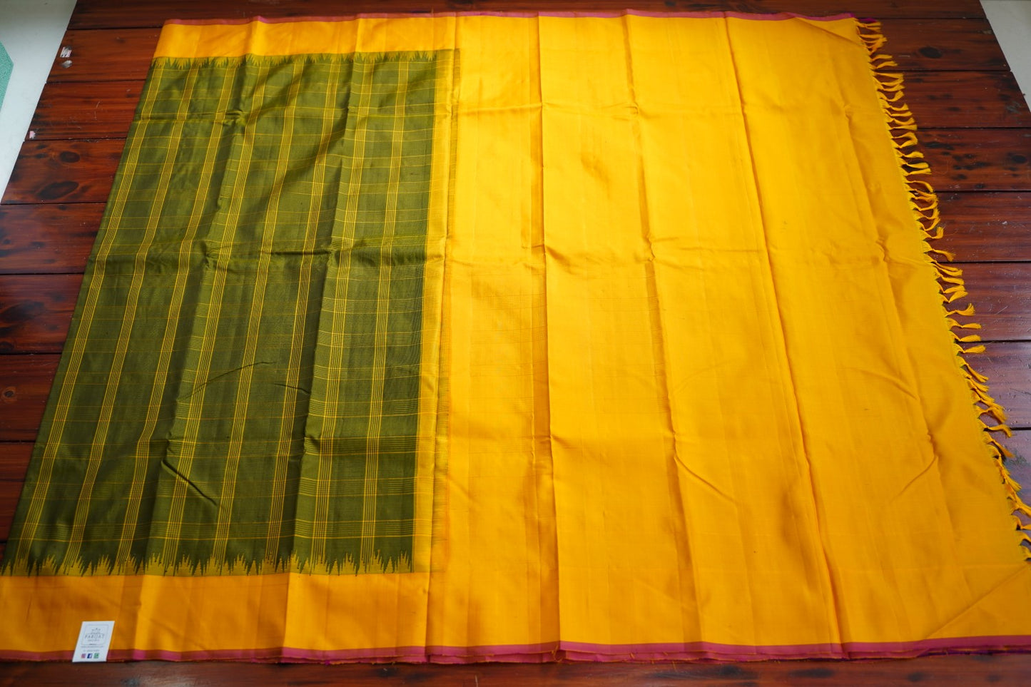 Gadwal Silk Saree PC15640