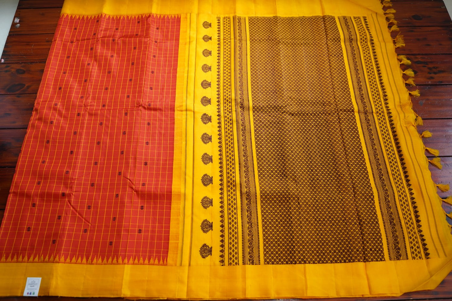 Gadwal Silk Saree PC15638