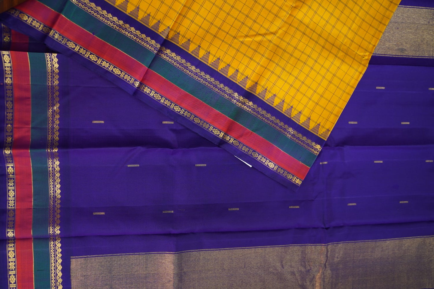 Gadwal Silk Saree PC15645