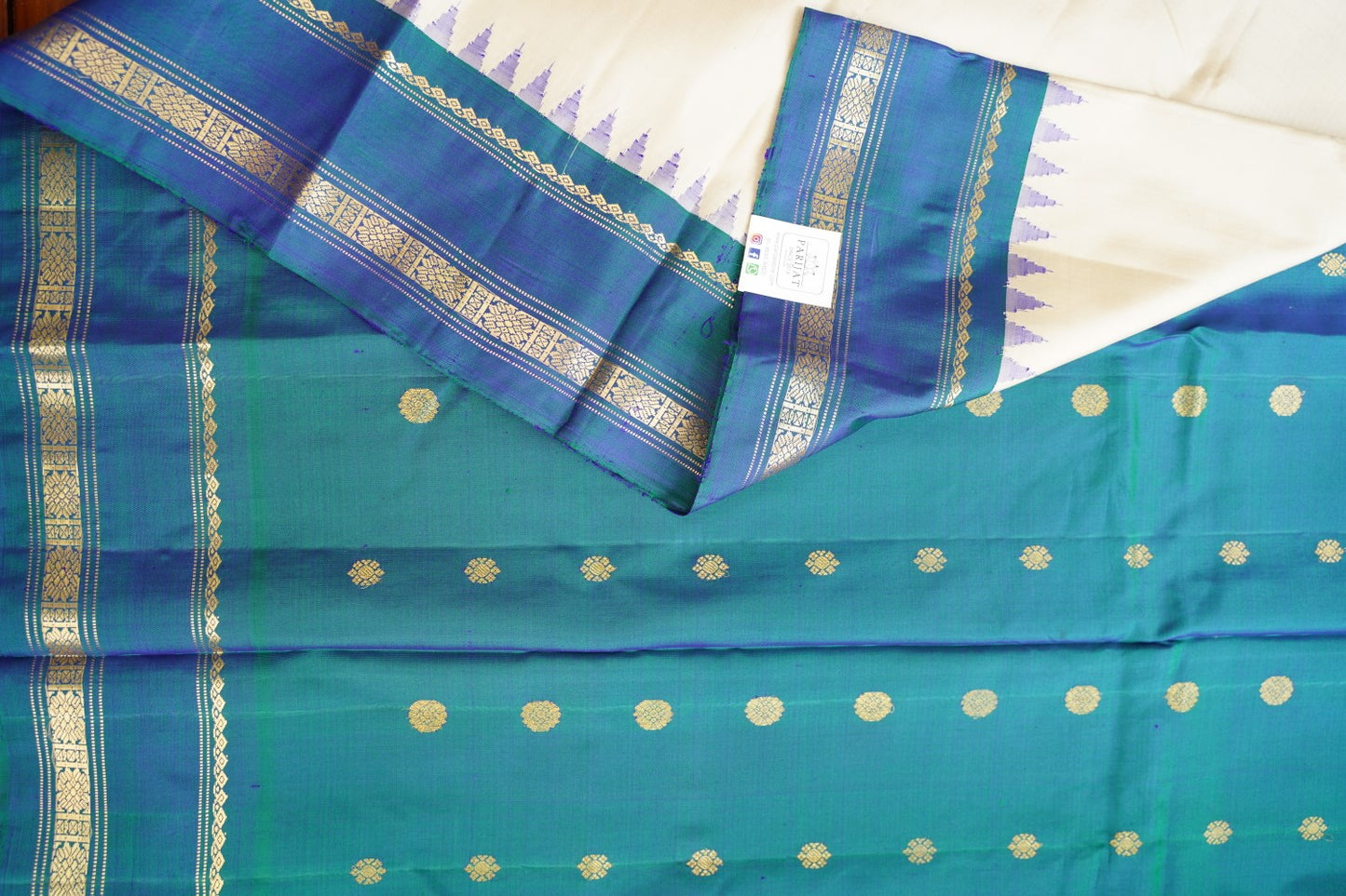 Gadwal Silk Saree PC15654