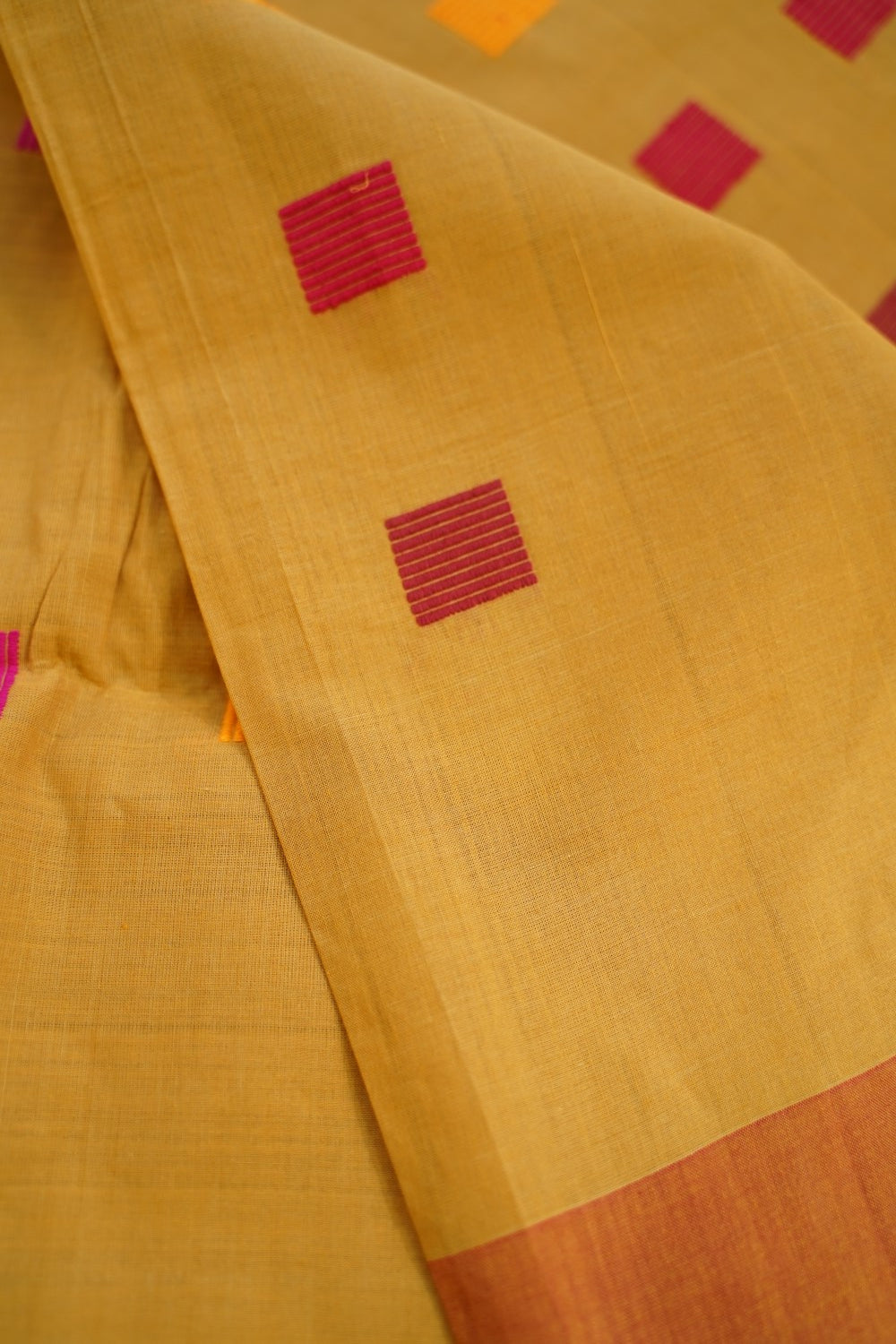 Handloom Cotton Saree PC14223