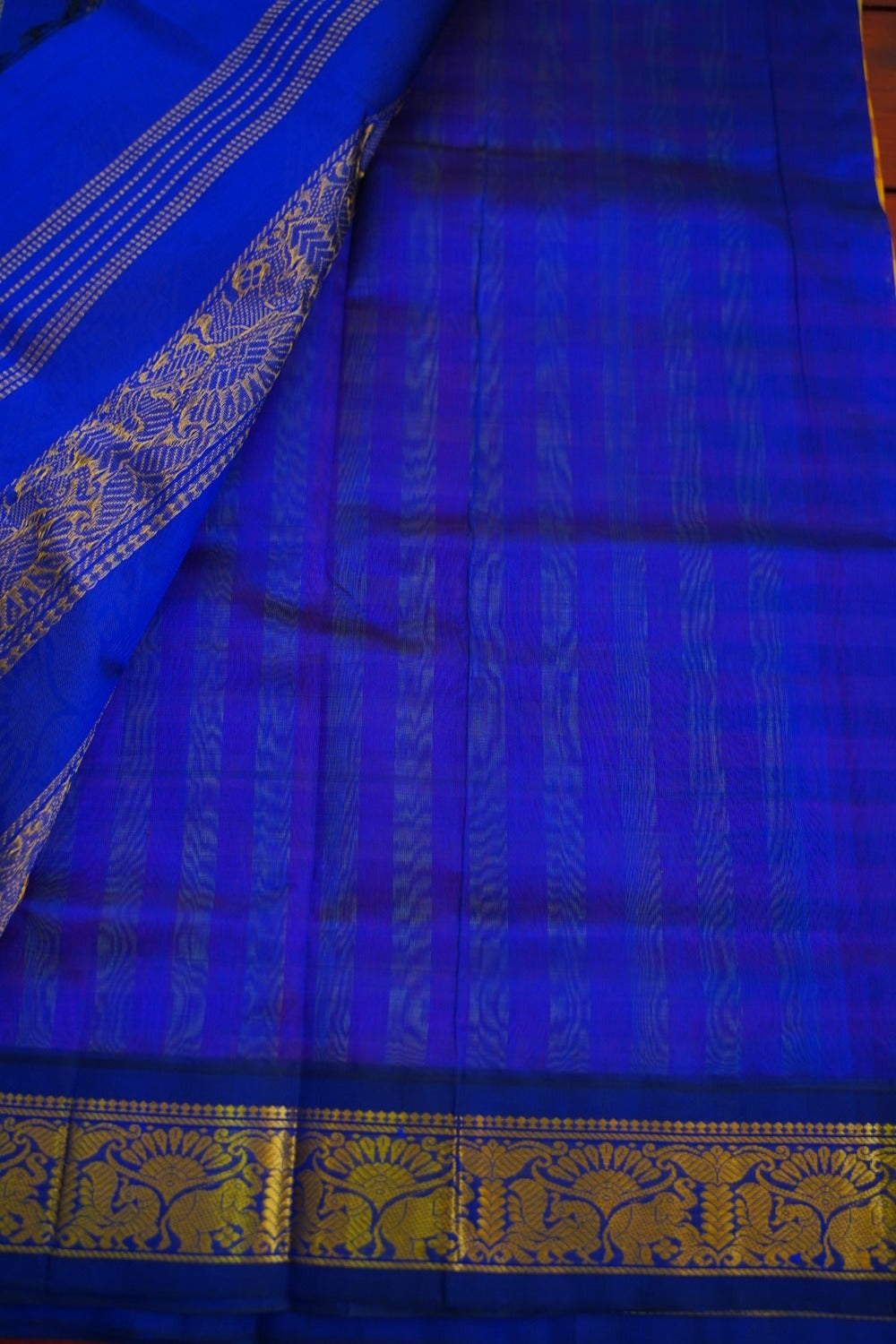 Kanchi Silk Cotton Checked Saree With Zari Border PC10161