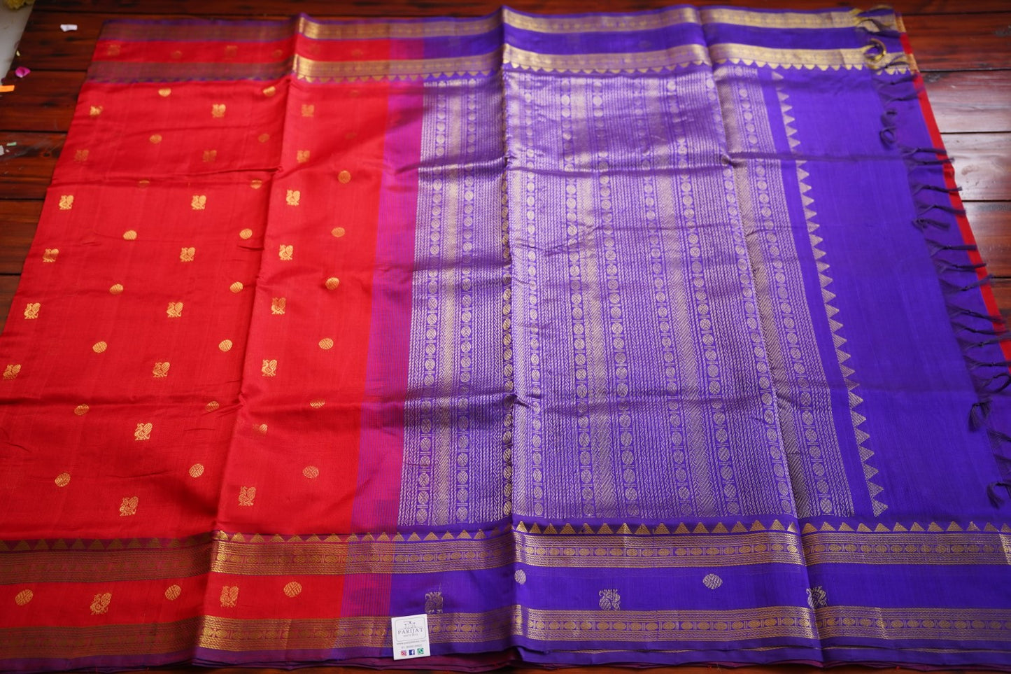 Red Butta Kanchi Silk Cotton Saree With Zari Border PC11718