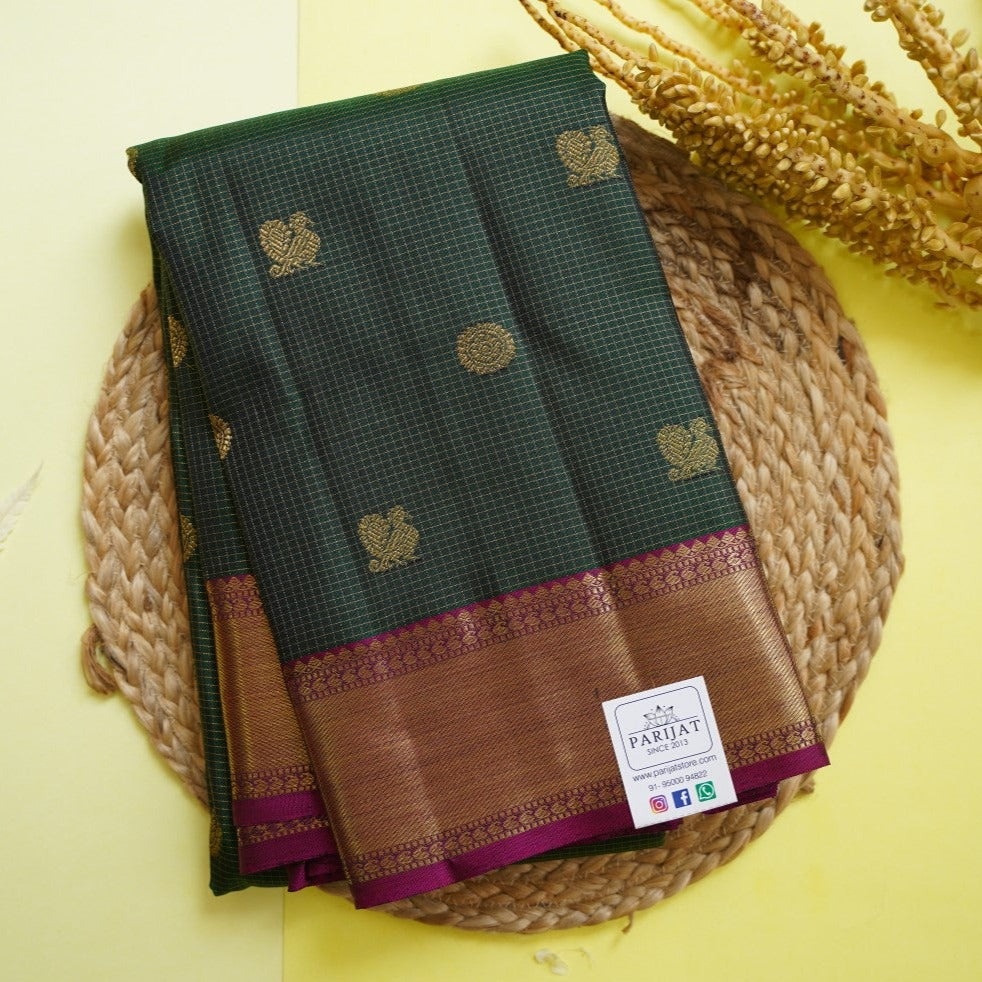 Green Checks Vairaoosi Pure 4gm Gold Kanchi Silk Saree PC10685