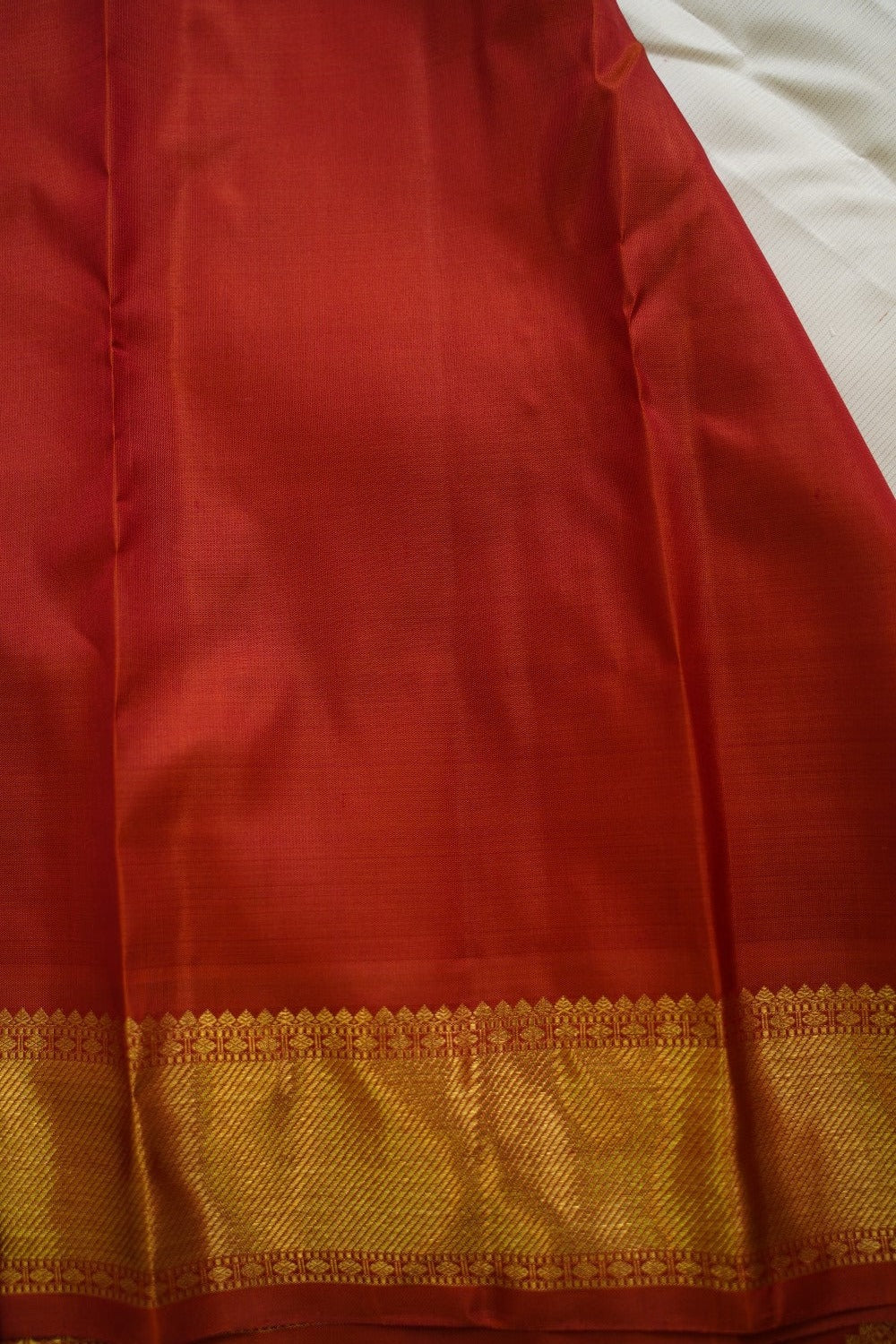 White Vairaoosi Pure Kanchi Silk Saree PC10710
