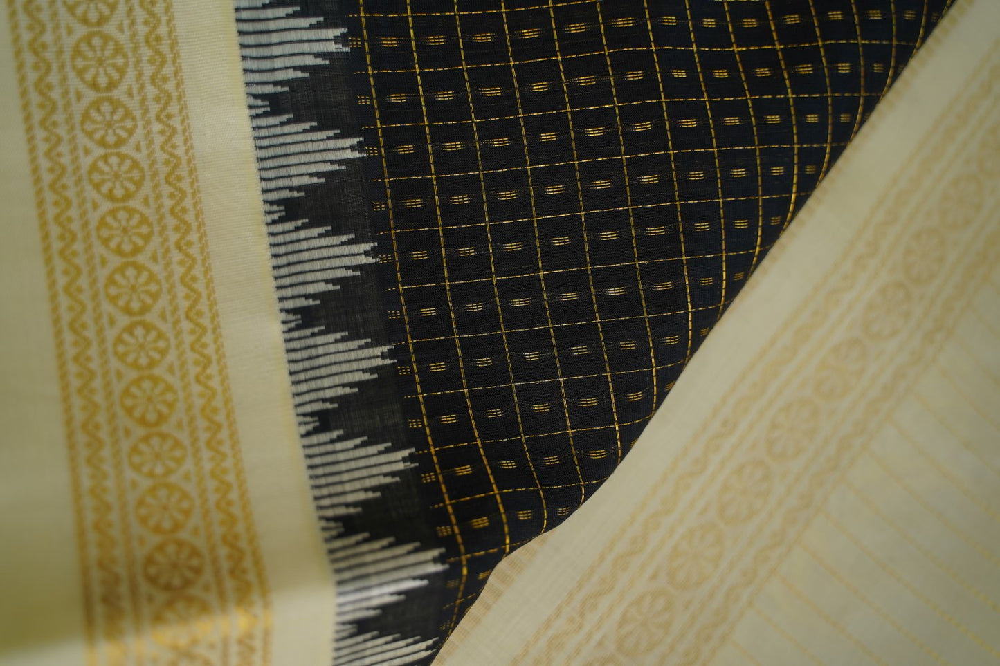 Kanchi Handloom Black Silk Cotton Saree PC14463