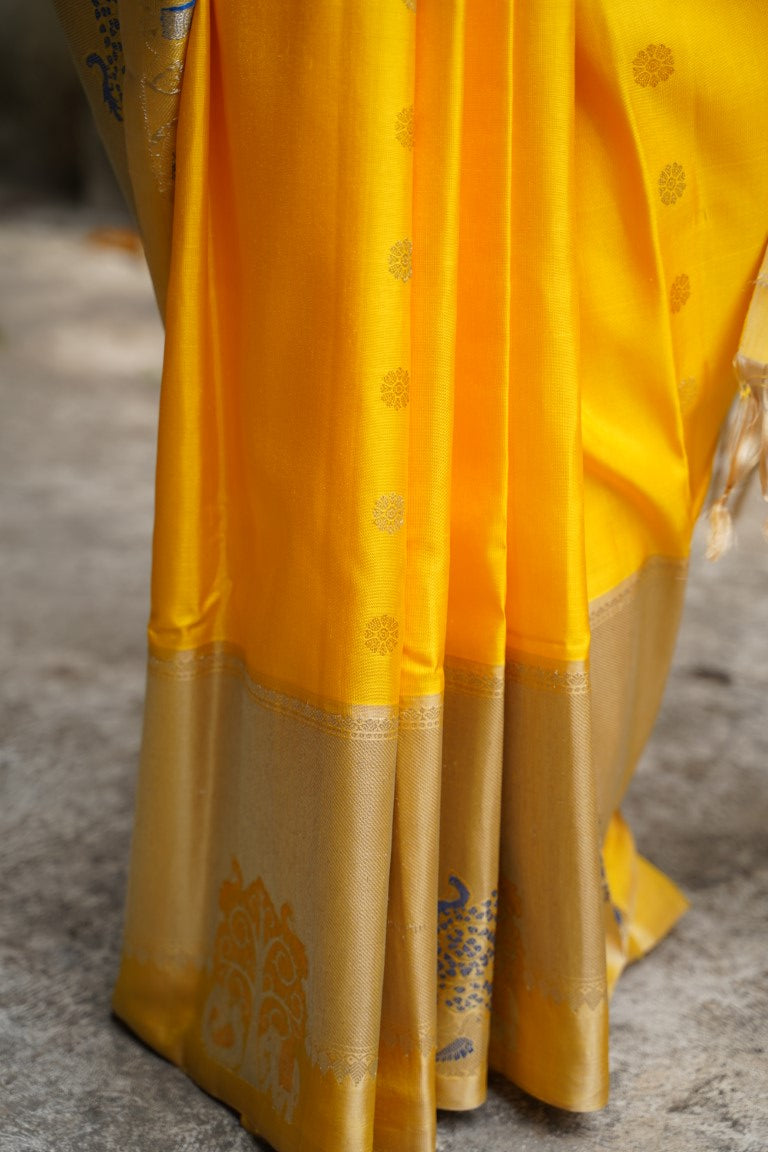 Banana Yellow Gadwal Silk Saree with Big border PC1606