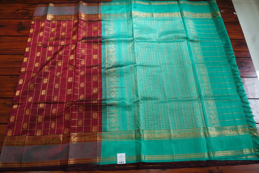 Maroon   Kanchi Checks Silk Cotton  Saree With Zari Border  PC11029