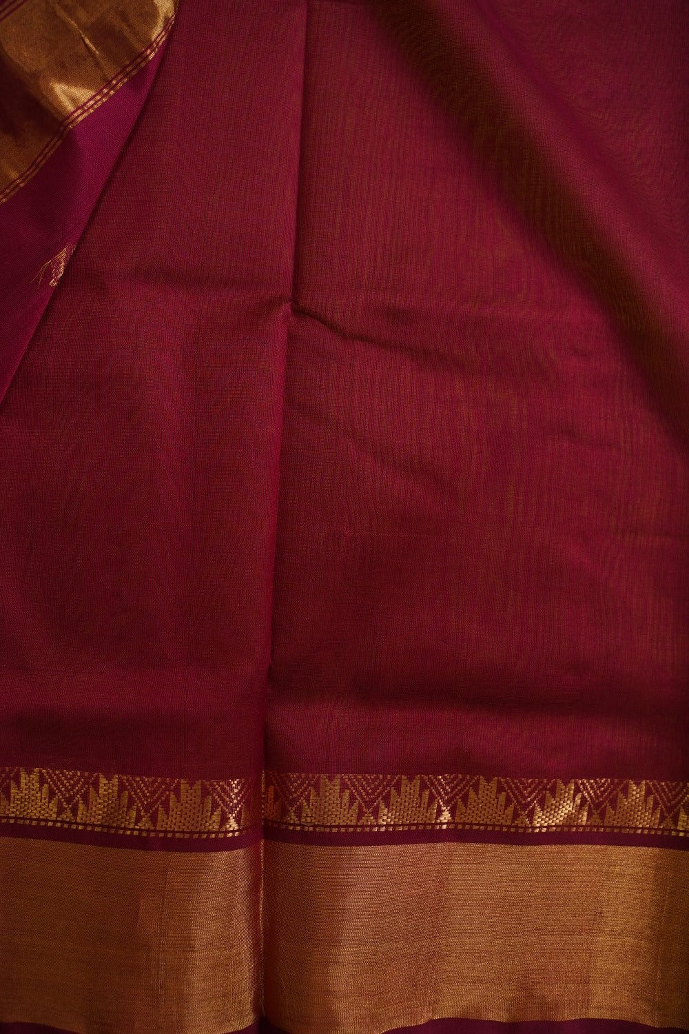 Red  Kanchi Silk Cotton  Saree With Zari Border  PC11074