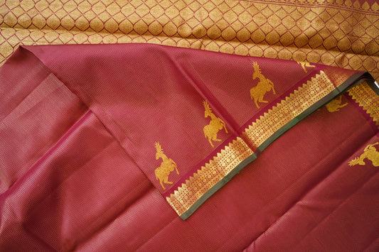 Kanakambaram Pink  Narayanapet Checks  handloom Cotton Saree with Zari  border PC11142