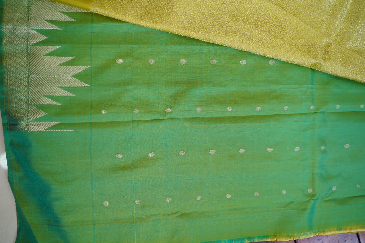 Gadwal Silk Saree PC16332