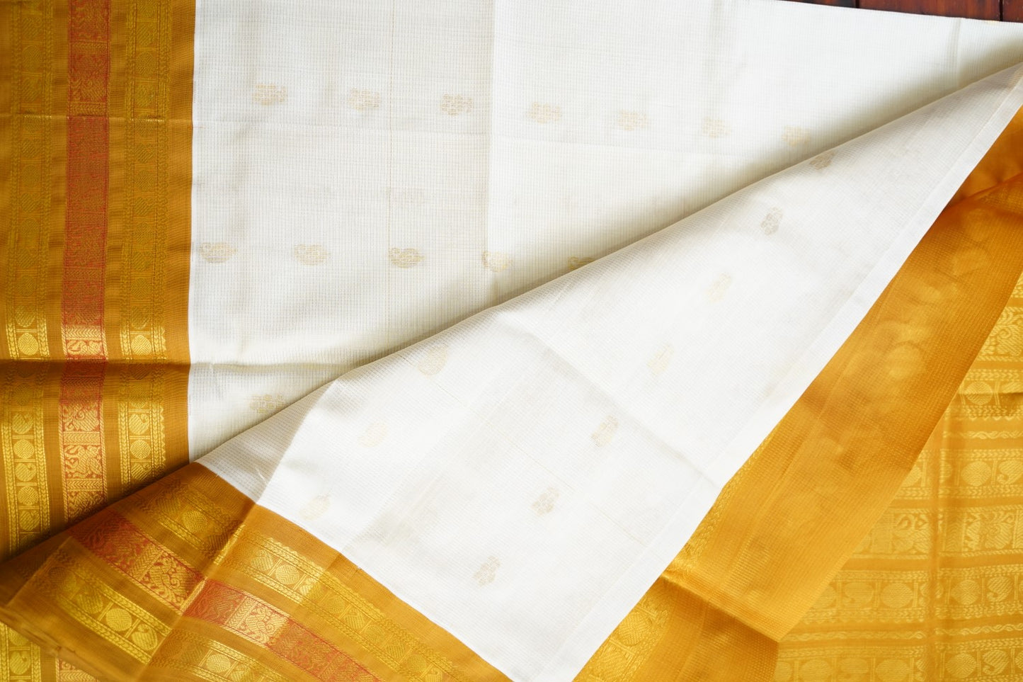 Kanchi Handloom Silk Cotton Saree pc16310