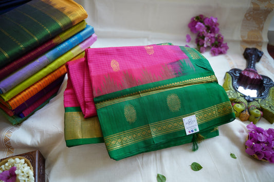 Pink  Kanchi  Checks Silk Cotton Saree With Zari Border PC11350