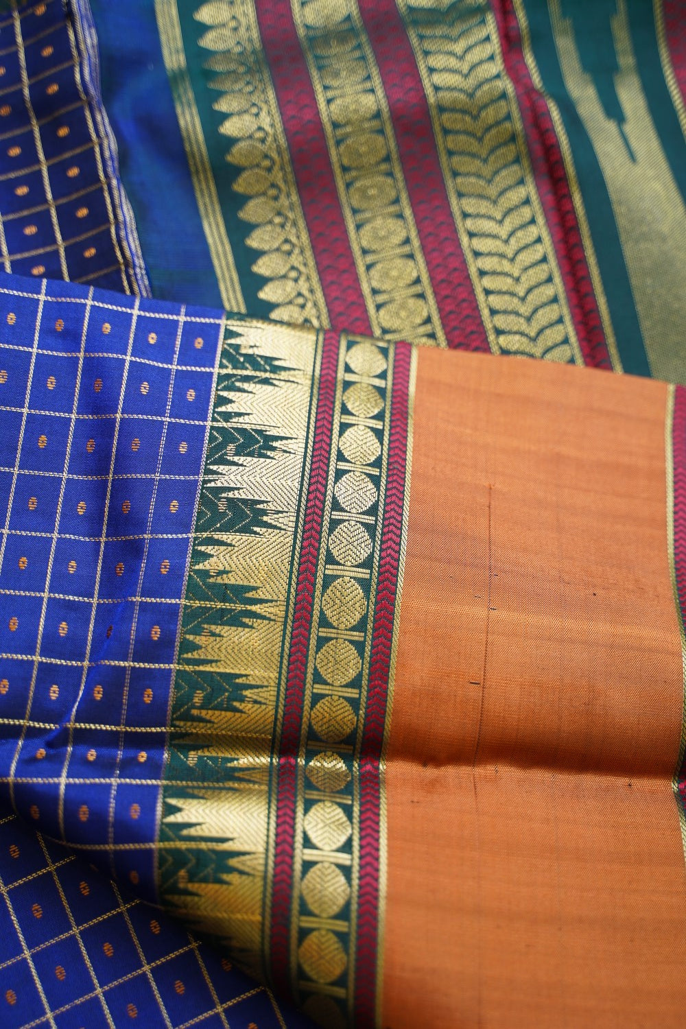 Chettinad handloom Cotton Saree With Thread  Border PC10238
