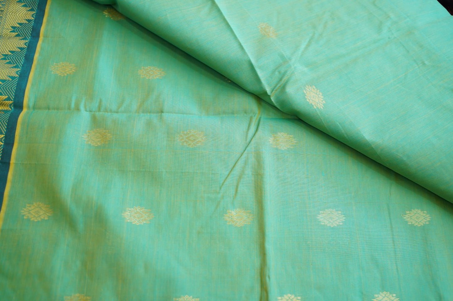 Kanchi Semi Silk Cotton Saree PC17563