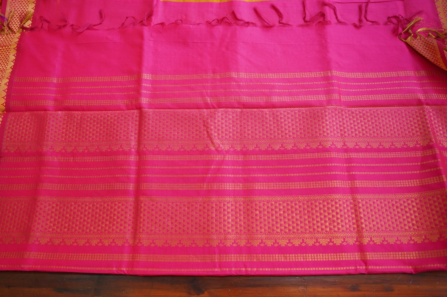 Kanchi Semi Silk Cotton Saree PC17588