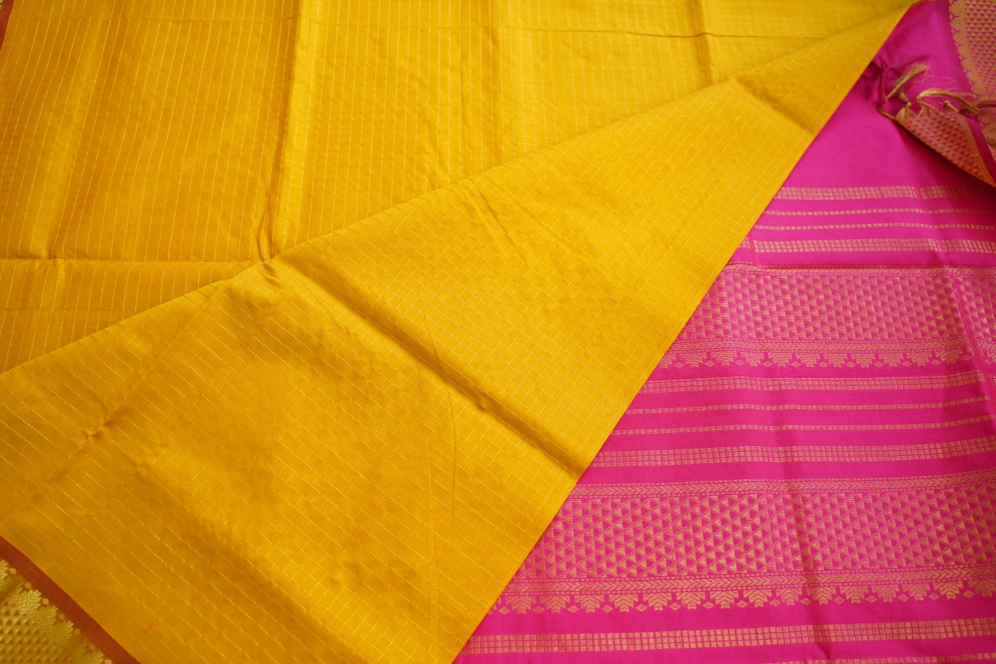 Kanchi Semi Silk Cotton Saree PC17588
