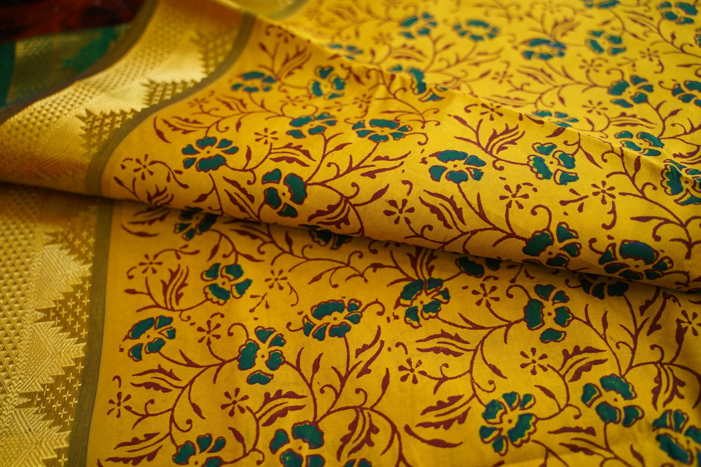 Kanchi Semi Silk Cotton Saree PC17571