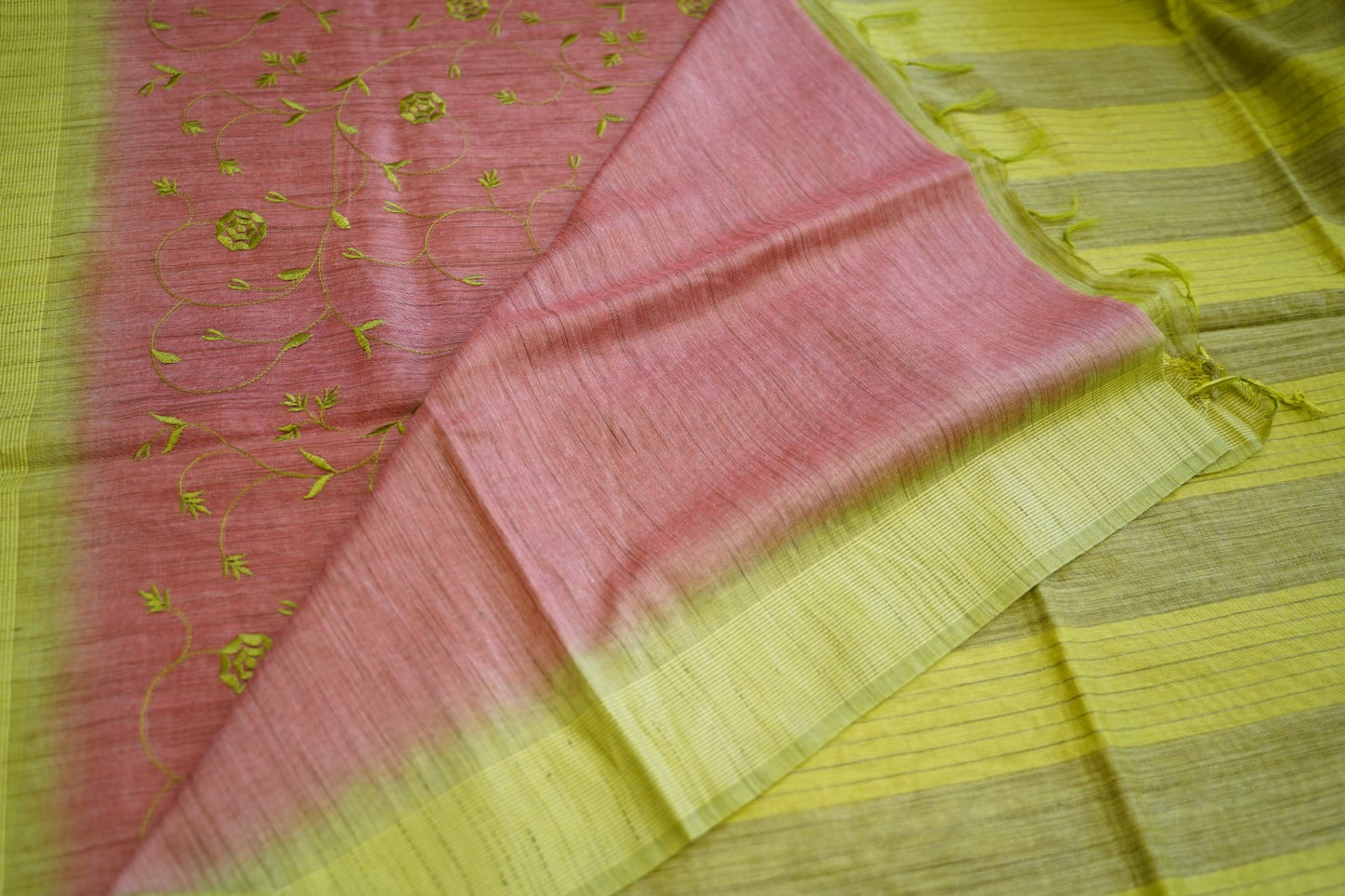 Semi tussar PC17654