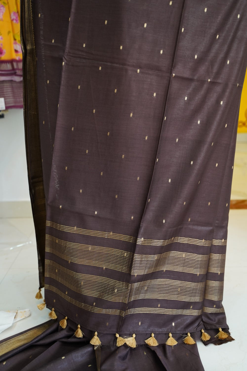 Semi Tussar PC17719