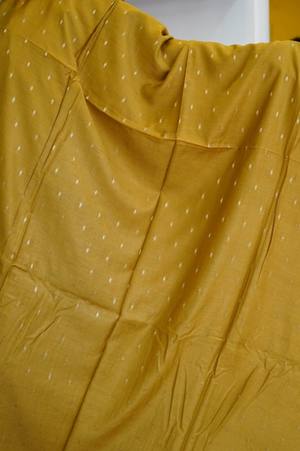 Semi linen saree PC17910
