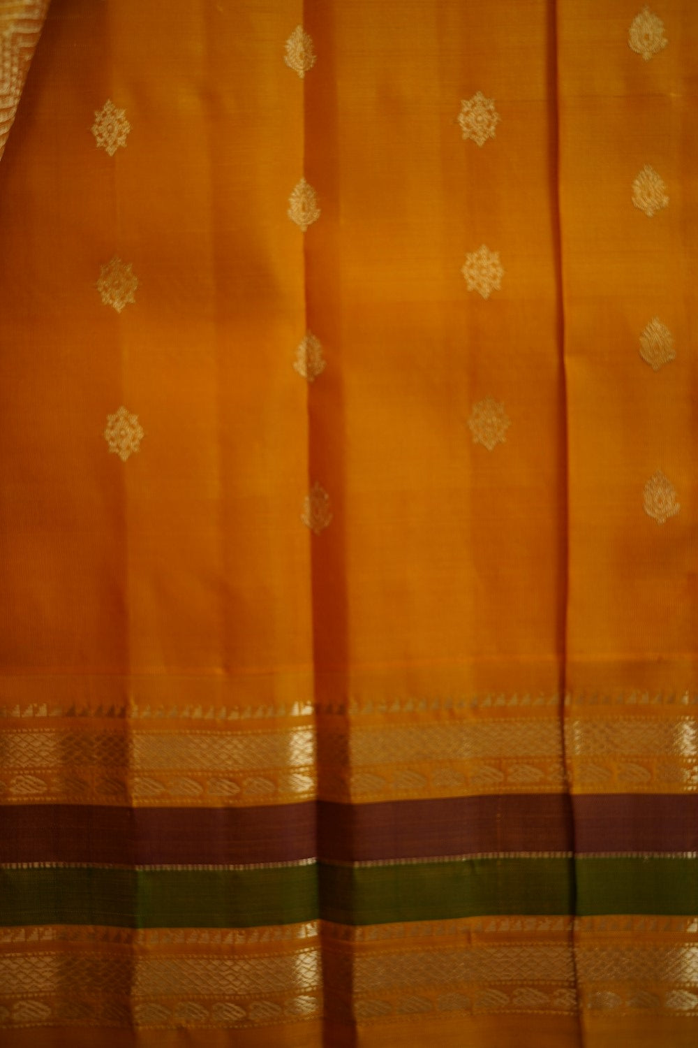 Gadwal Silk Saree With Zari Border  PC12308