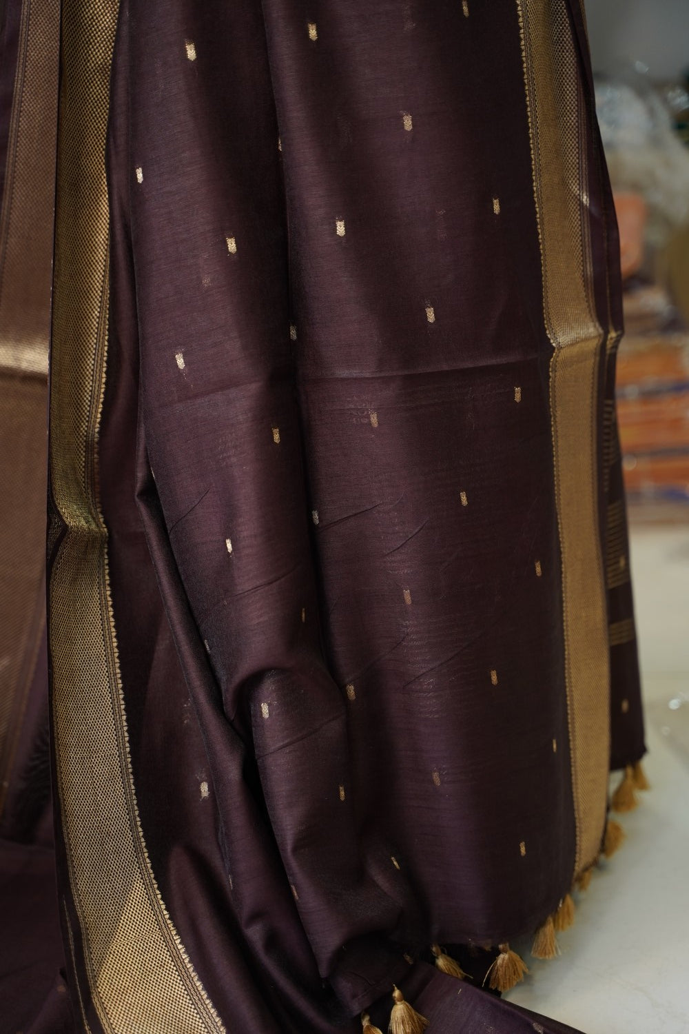 Semi linen saree PC17908