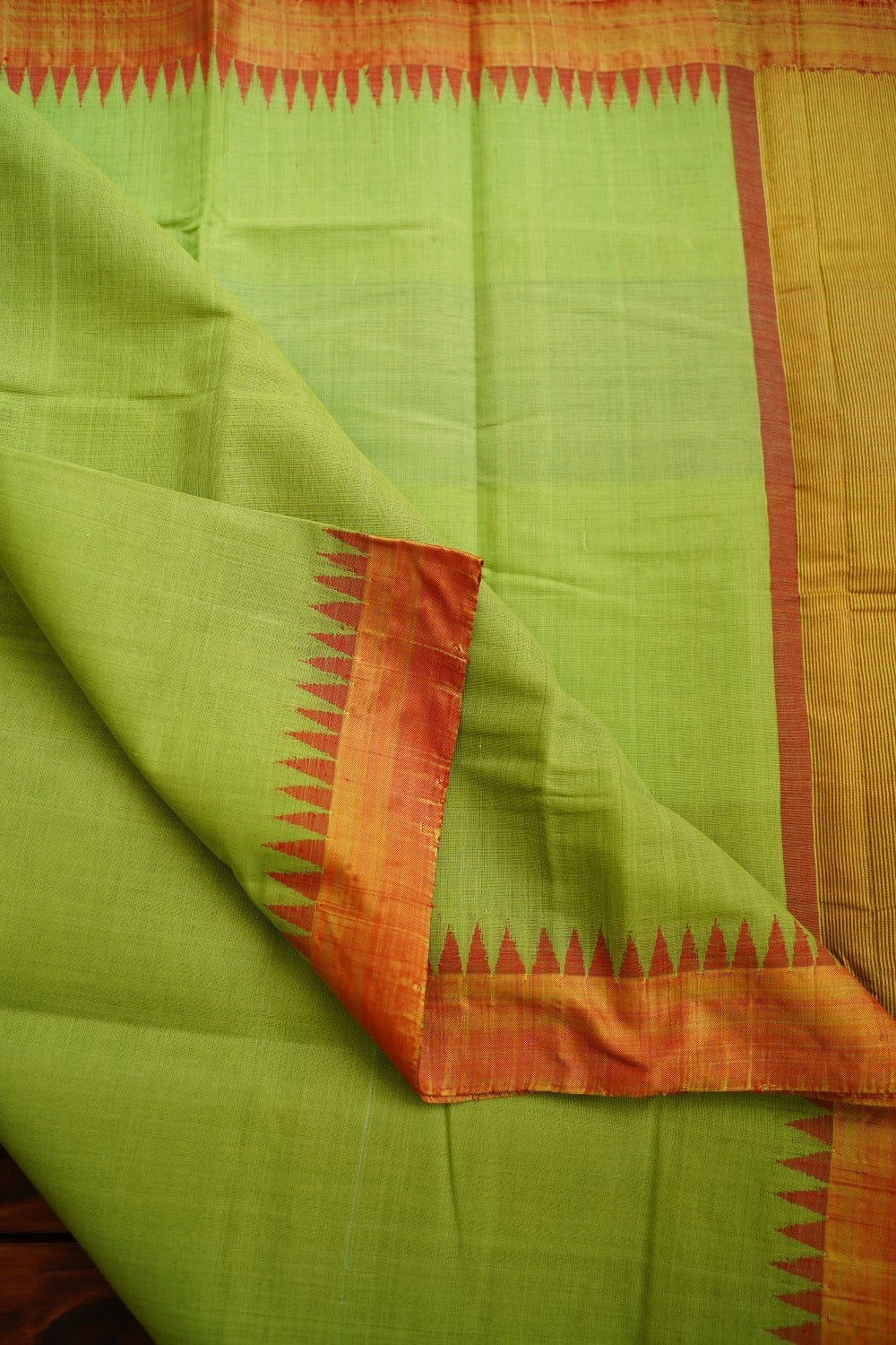 Parrot Green Ponduru handloom Cotton Saree PC10678